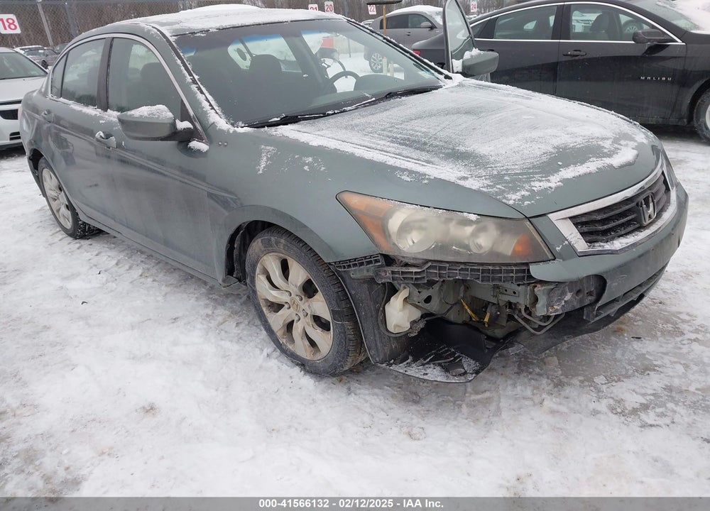 2008 HONDA ACCORD VIN: 1HGCP26758A088527