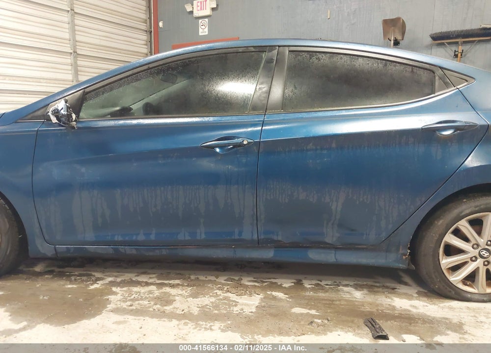 2016 HYUNDAI ELANTRA VIN: KMHDH4AE3GU570228