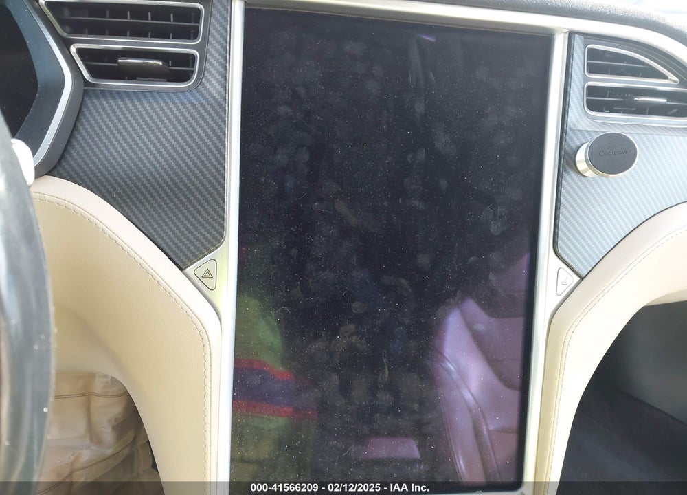 2015 TESLA MODEL S VIN: 5YJSA1S20FF092750