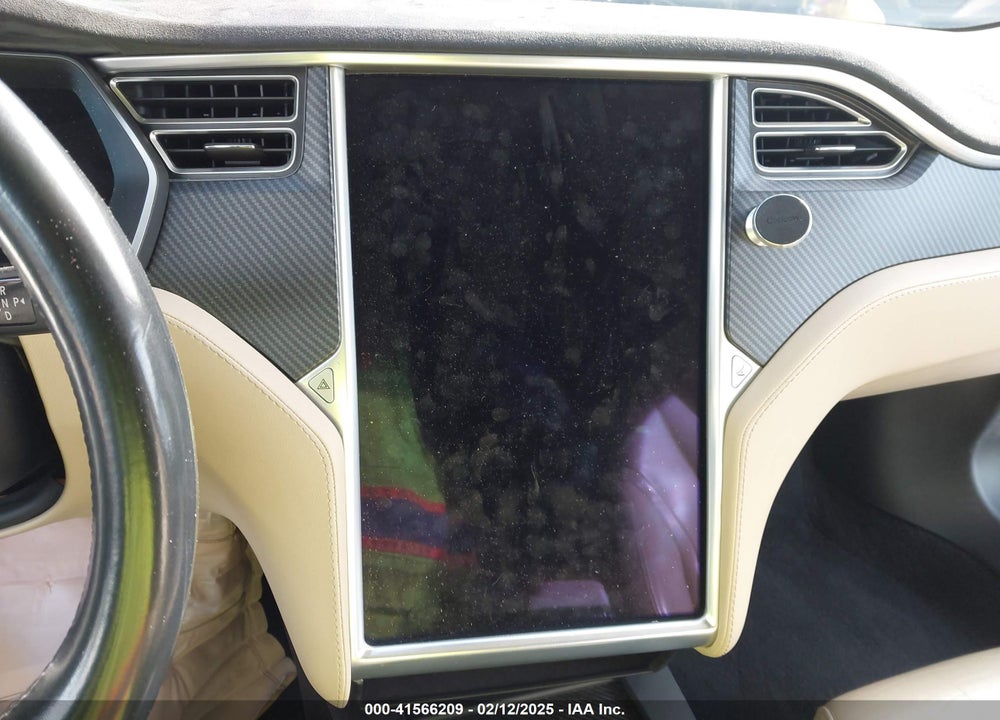 2015 TESLA MODEL S VIN: 5YJSA1S20FF092750