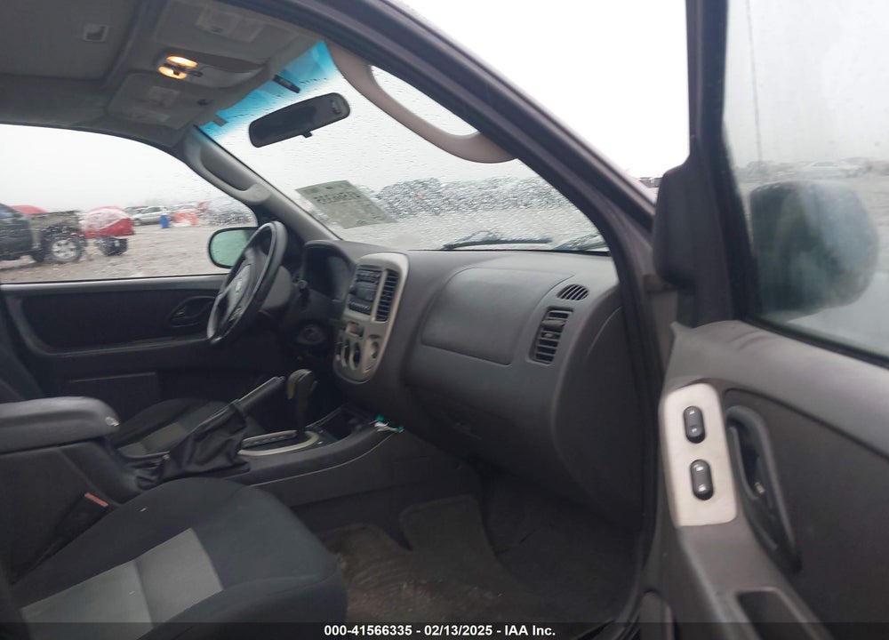 2007 FORD ESCAPE XLT VIN: 1FMYU03177KB90563
