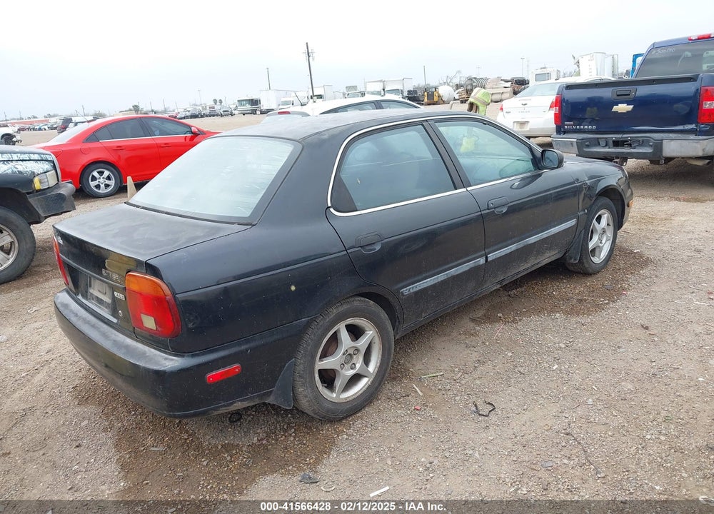 2000 SUZUKI ESTEEM VIN: JS2GB41S9Y5182768