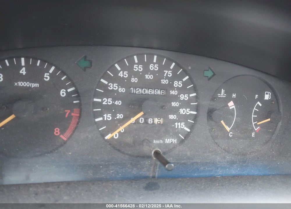 2000 SUZUKI ESTEEM VIN: JS2GB41S9Y5182768