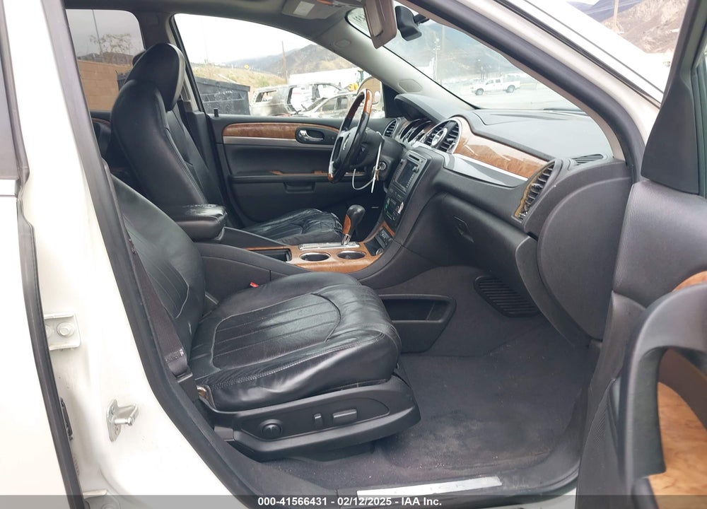 2011 BUICK ENCLAVE 2XL VIN: 5GAKRCED1BJ340140