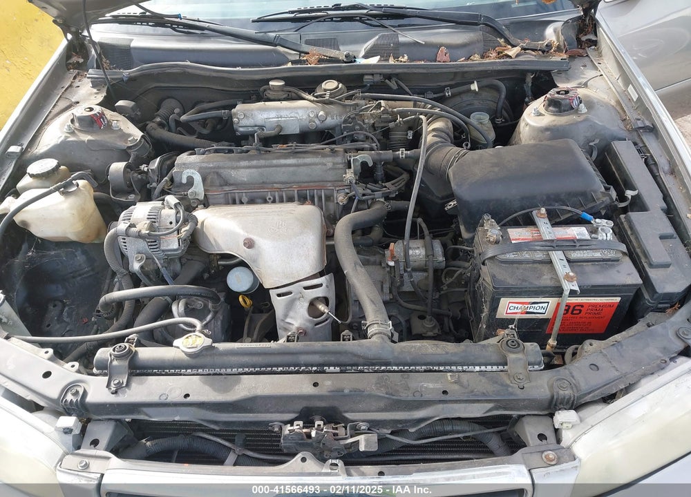 2000 TOYOTA CAMRY CE VIN: 4T1BG22K7YU653312