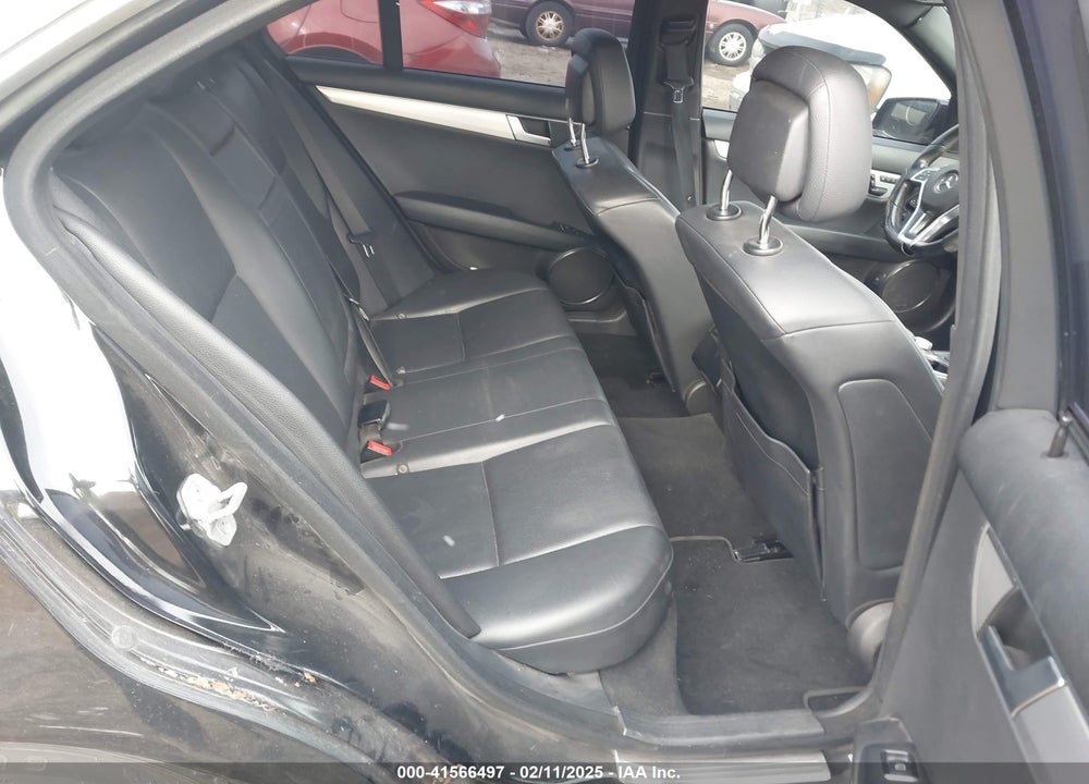 2013 MERCEDES-BENZ C 250 VIN: WDDGF4HB5DR266454