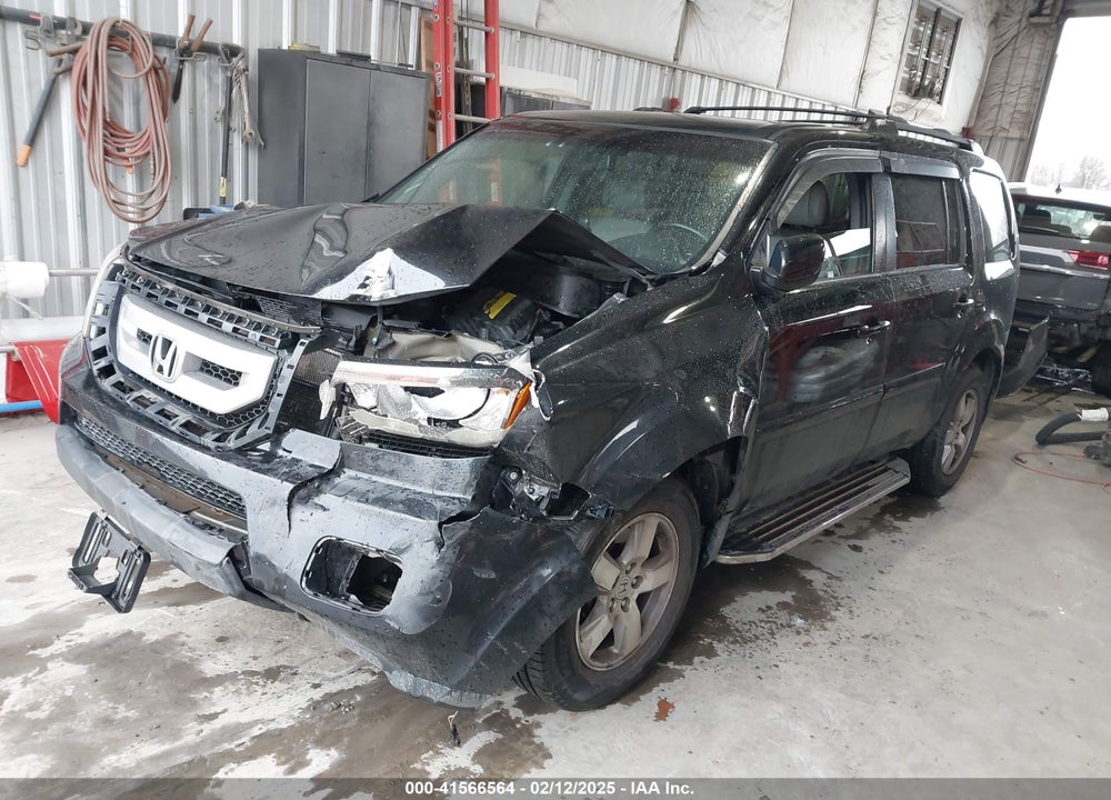 2011 HONDA PILOT VIN: 5FNYF4H5XBB050868