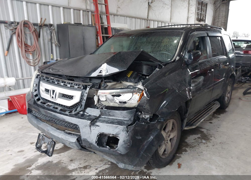 2011 HONDA PILOT VIN: 5FNYF4H5XBB050868