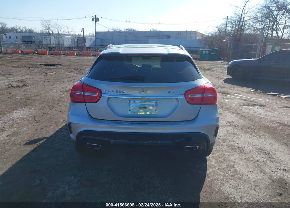 2016 MERCEDES-BENZ GLA VIN: WDCTG4GB2GJ253228