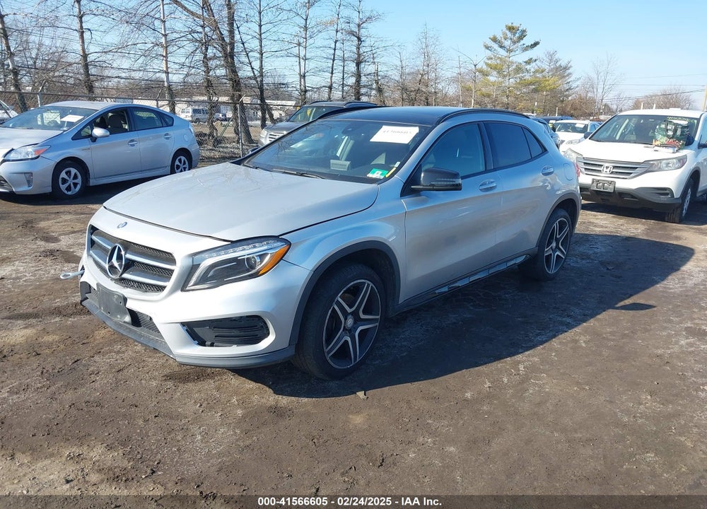 2016 MERCEDES-BENZ GLA VIN: WDCTG4GB2GJ253228