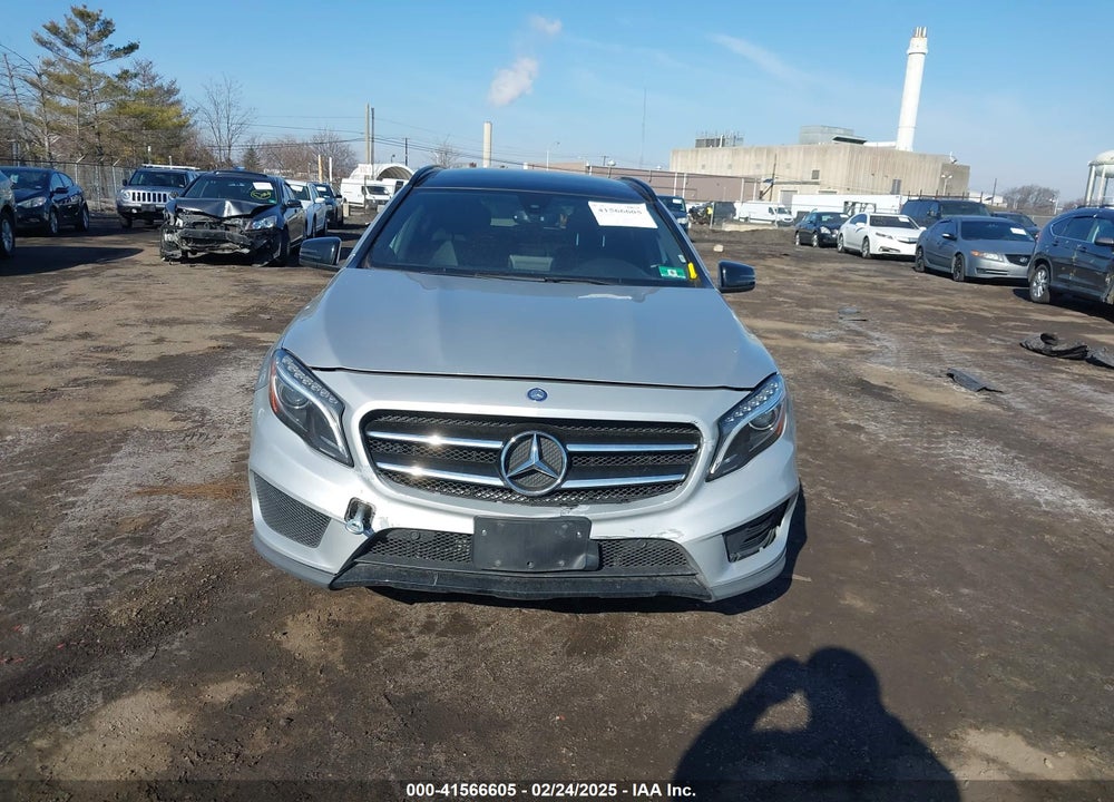 2016 MERCEDES-BENZ GLA VIN: WDCTG4GB2GJ253228