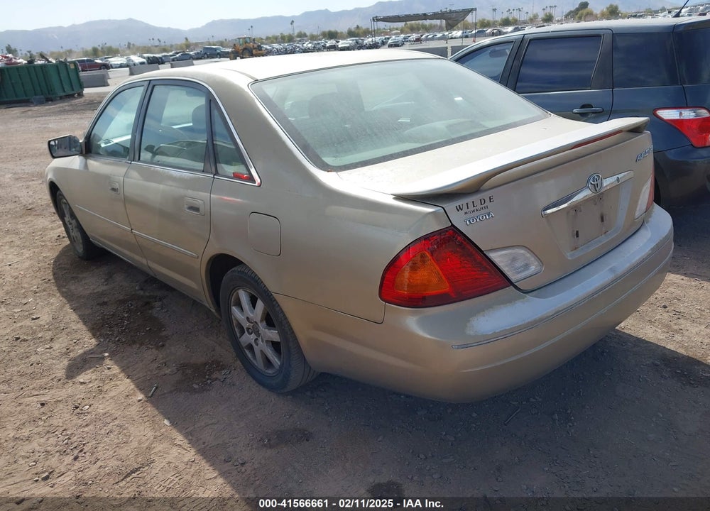2002 TOYOTA AVALON XLS VIN: 4T1BF28BX2U236851
