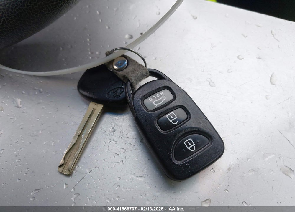 2011 HYUNDAI SONATA GLS VIN: 5NPEB4AC3BH153056