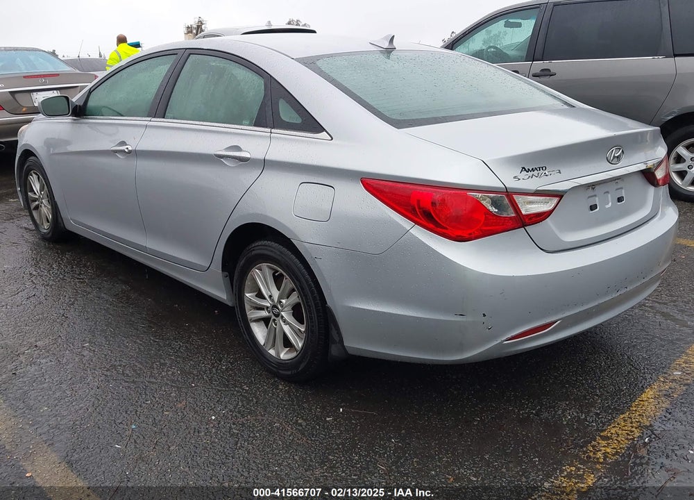 2011 HYUNDAI SONATA GLS VIN: 5NPEB4AC3BH153056