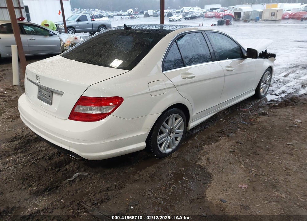 2008 MERCEDES-BENZ C 300 VIN: WDDGF54X58R029640