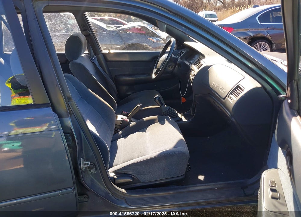 1994 TOYOTA COROLLA VIN: JT2AE09V1R0072948