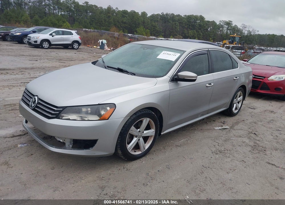 2014 VOLKSWAGEN PASSAT VIN: 1VWBP7A38EC008355