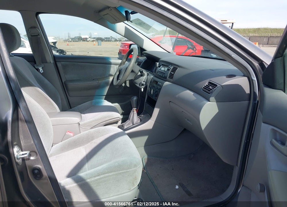 2008 TOYOTA COROLLA VIN: 1NXBR32E18Z945127