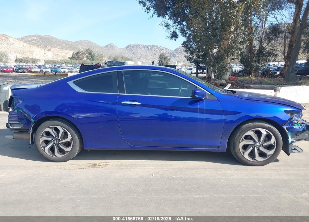 2017 HONDA ACCORD VIN: 1HGCT1B36HA007737