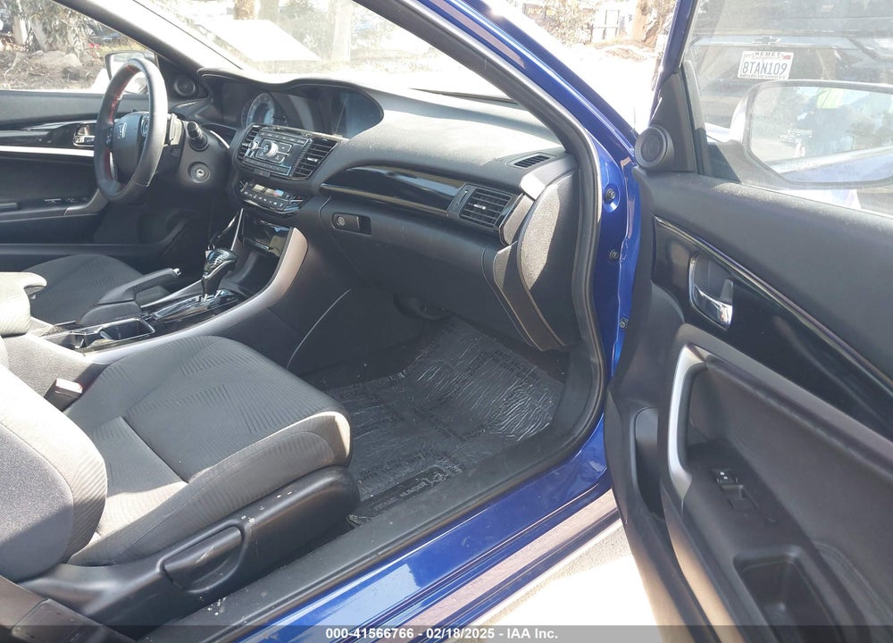 2017 HONDA ACCORD VIN: 1HGCT1B36HA007737