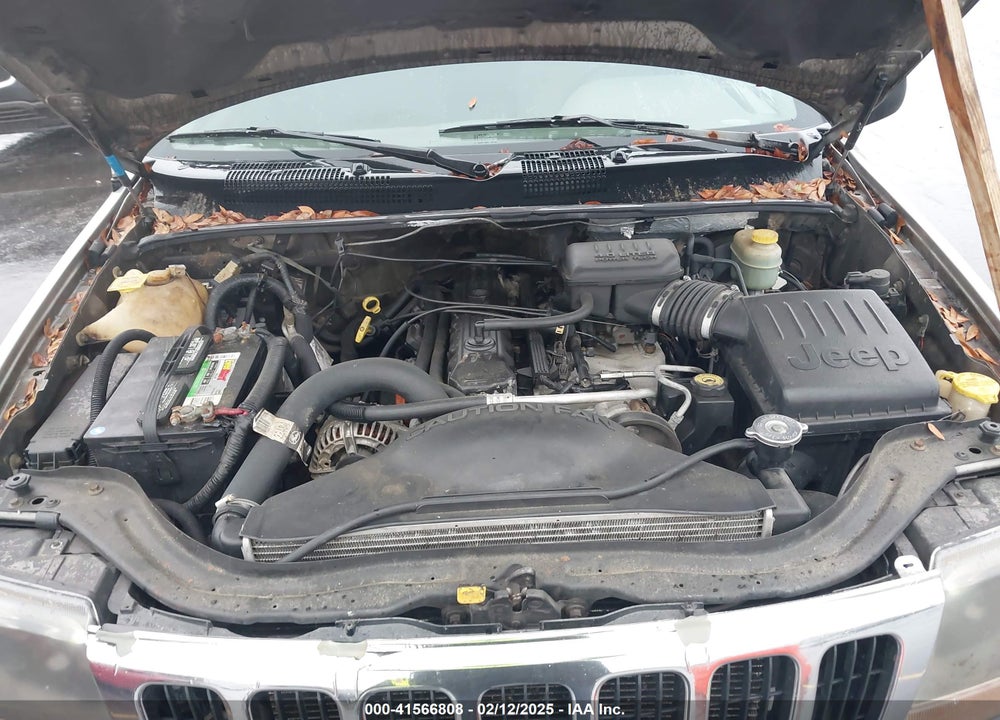 2002 JEEP GRAND CHEROKEE VIN: 1J4GX48S82C103296