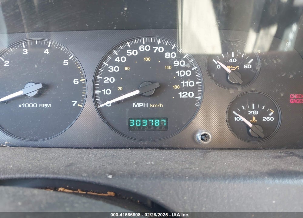 2002 JEEP GRAND CHEROKEE VIN: 1J4GX48S82C103296