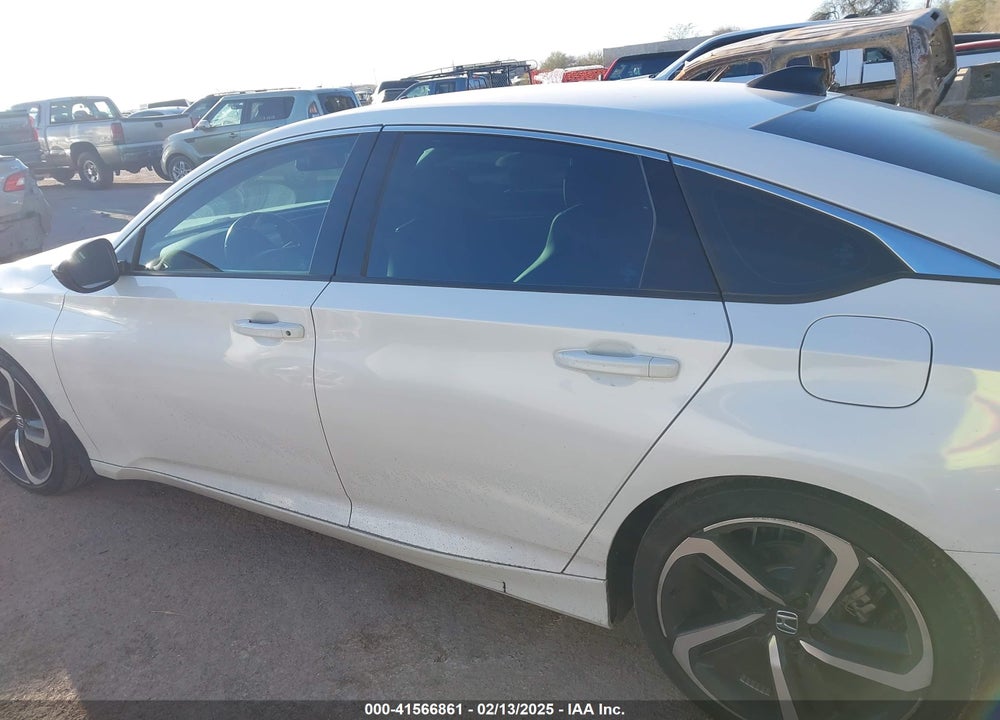 2021 HONDA ACCORD VIN: 1HGCV1F45MA113619