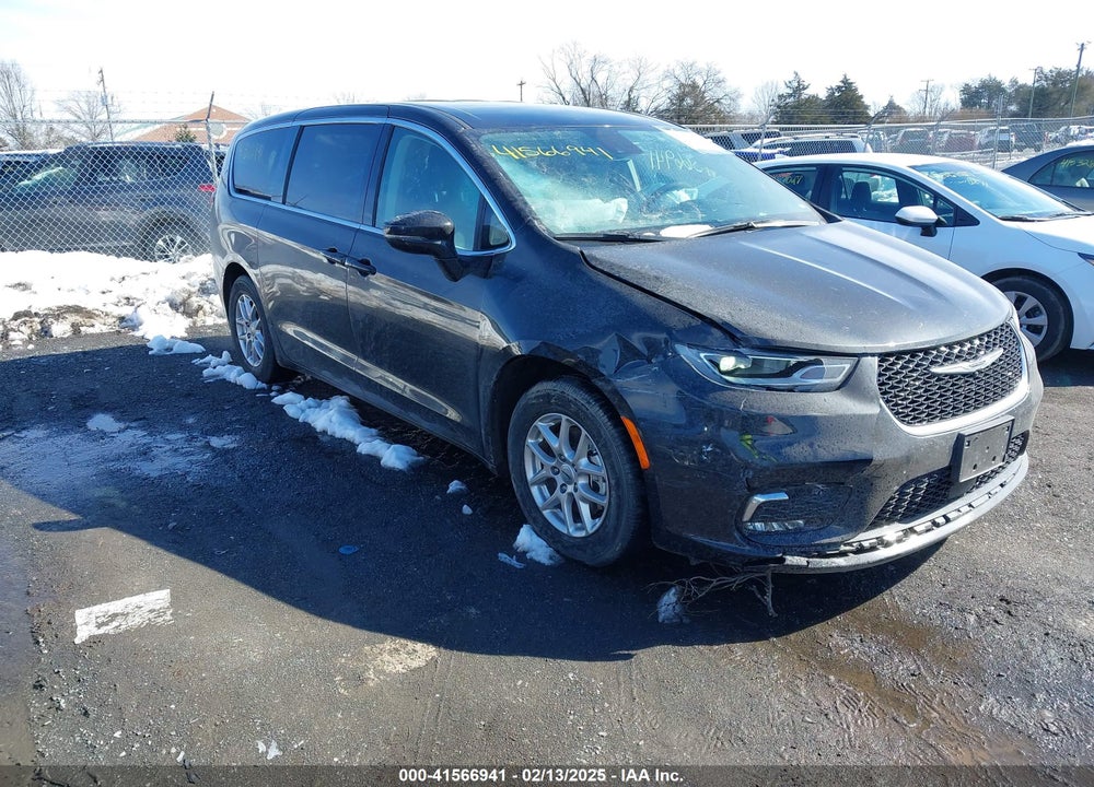 2024 CHRYSLER PACIFICA TOURING L VIN: 2C4RC1BG5RR151921