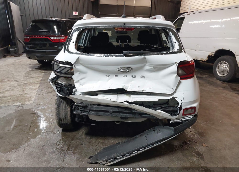2024 HYUNDAI VENUE SEL VIN: KMHRC8A36RU330944