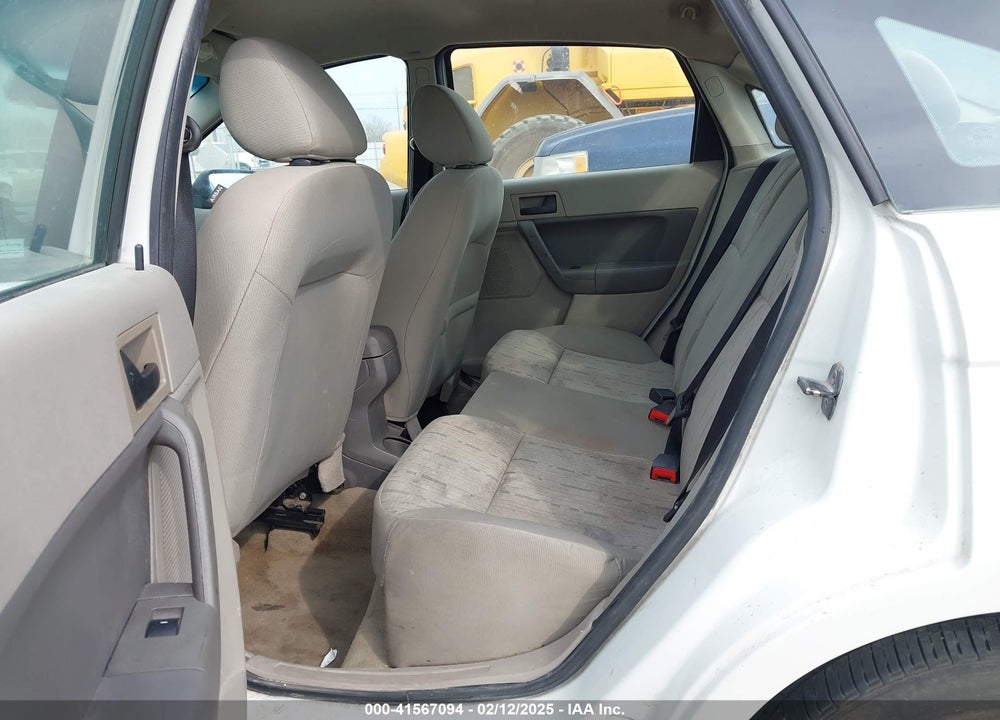 2009 FORD FOCUS SE VIN: 1FAHP35N59W227091