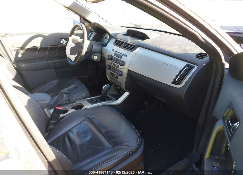 2010 FORD FOCUS VIN: 1FAHP3HN0AW208156