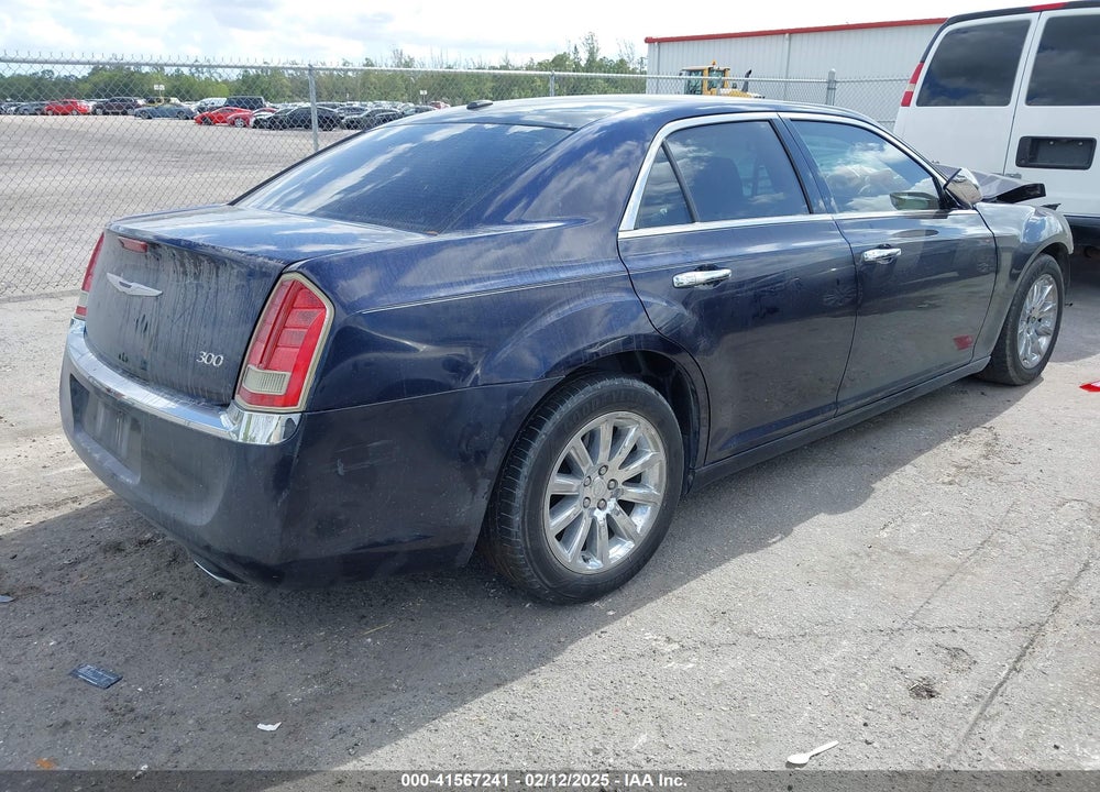 2011 CHRYSLER 300 LIMITED VIN: 2C3CA5CG2BH559312