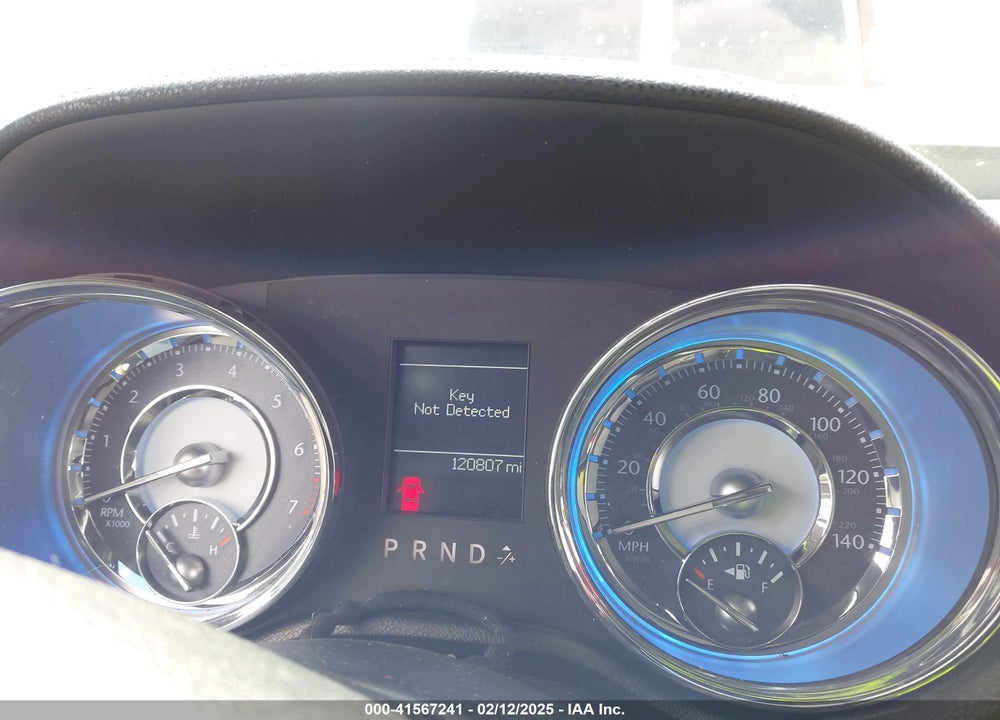 2011 CHRYSLER 300 LIMITED VIN: 2C3CA5CG2BH559312