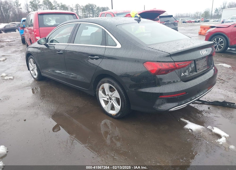 2024 AUDI A3 PREMIUM 40 TFSI FRONT-WHEEL DRIVE S TRONIC VIN: WAUAUDGY8RA077649