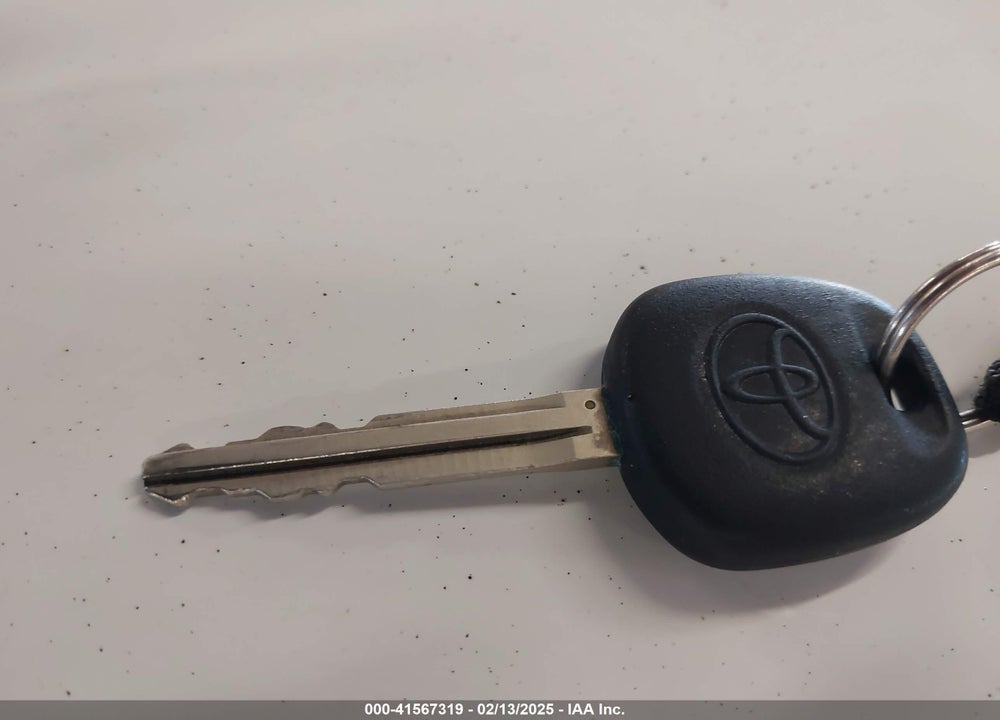 2011 TOYOTA CAMRY VIN: 4T1BF3EK5BU638108