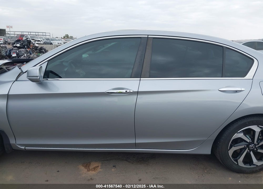 2016 HONDA ACCORD VIN: 1HGCR2F79GA172228