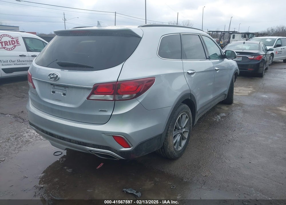 2017 HYUNDAI SANTA FE SE VIN: KM8SMDHF6HU176855