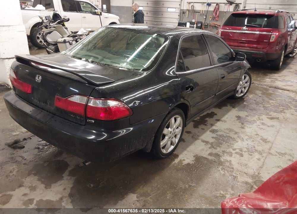 1998 HONDA ACCORD EX V6 VIN: 1HGCG1659WA047548