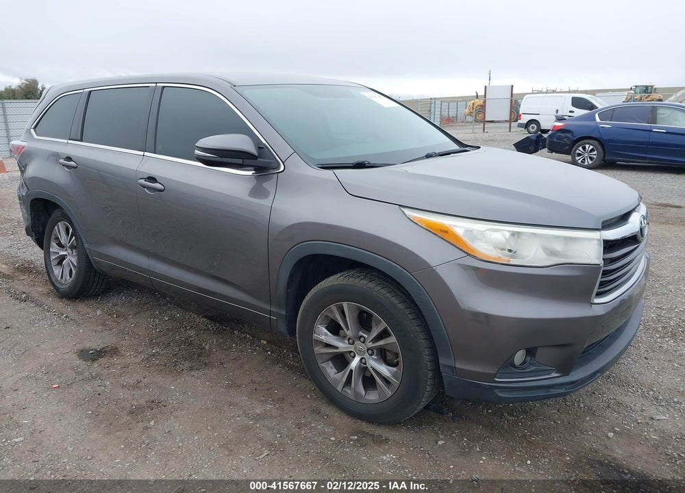 2014 TOYOTA HIGHLANDER LE PLUS V6 VIN: 5TDZKRFH7ES026540