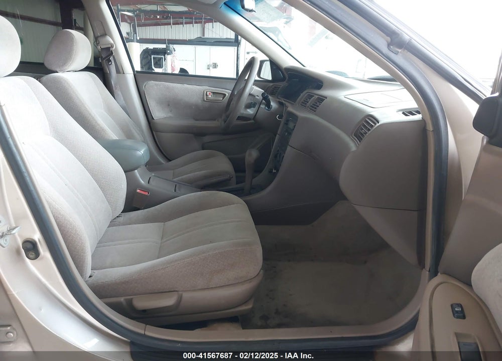 2001 TOYOTA CAMRY LE VIN: JT2BG22K210548011