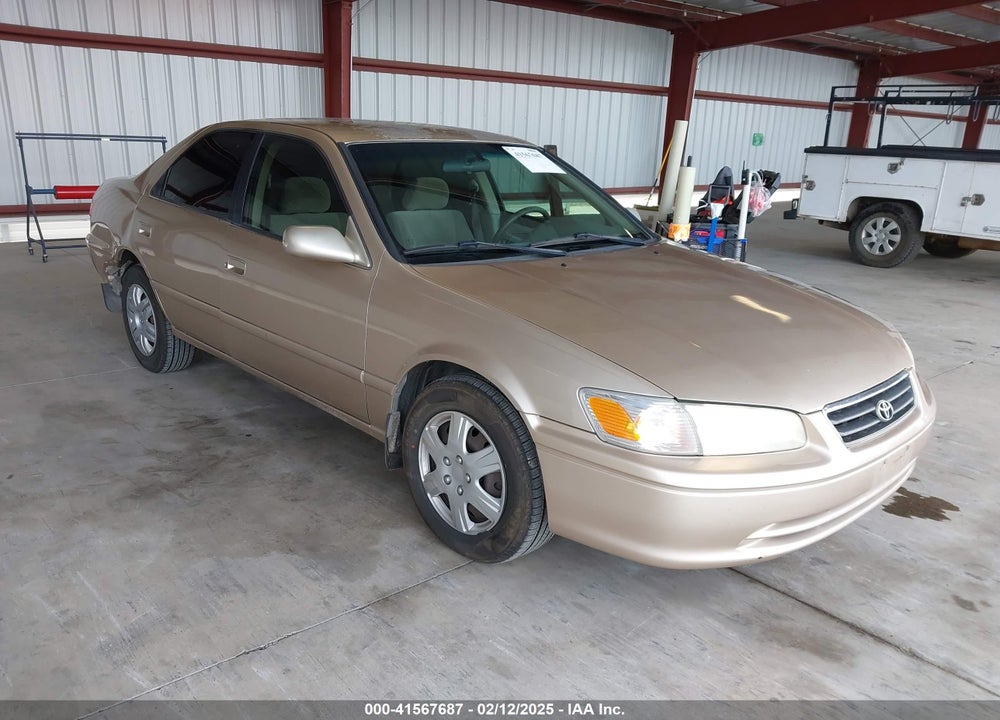 2001 TOYOTA CAMRY LE VIN: JT2BG22K210548011