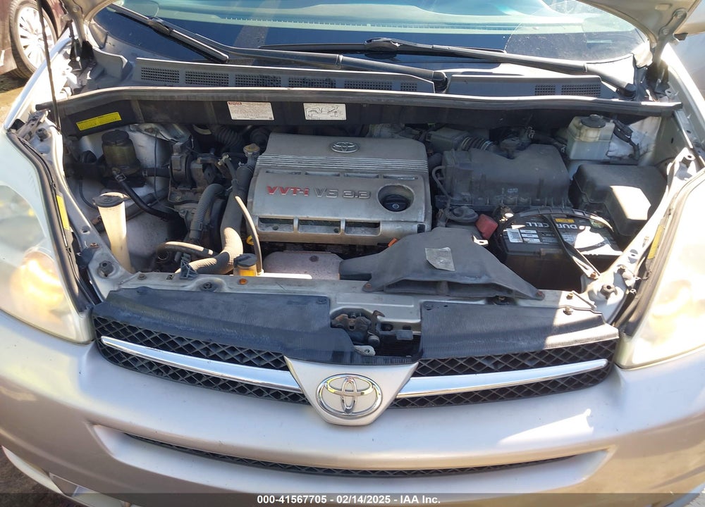 2004 TOYOTA SIENNA VIN: 5TDZA22C44S124279