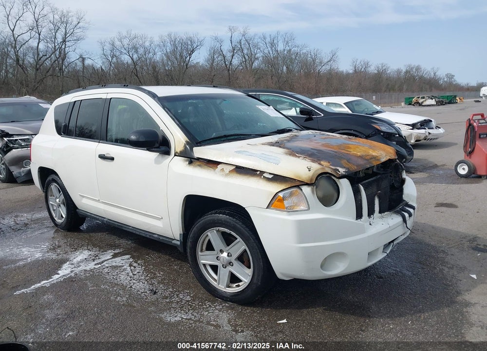 2008 JEEP COMPASS SPORT VIN: 1J8FF47W88D647320