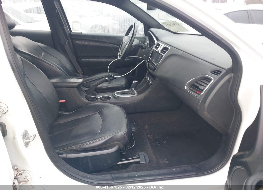 2012 CHRYSLER 200 VIN: 1C3CCBCG5CN125838