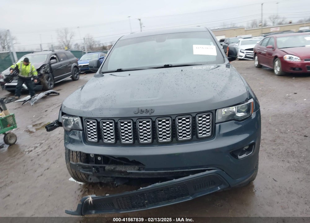 2018 JEEP GRAND CHEROKEE VIN: 1C4RJFAGXJC137045