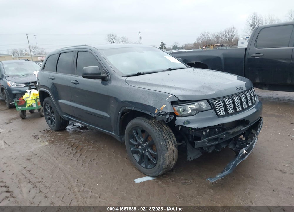 2018 JEEP GRAND CHEROKEE VIN: 1C4RJFAGXJC137045