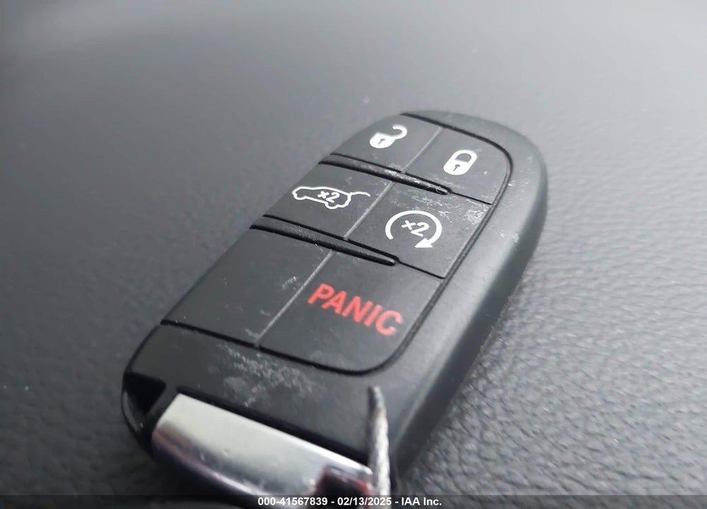 2018 JEEP GRAND CHEROKEE VIN: 1C4RJFAGXJC137045
