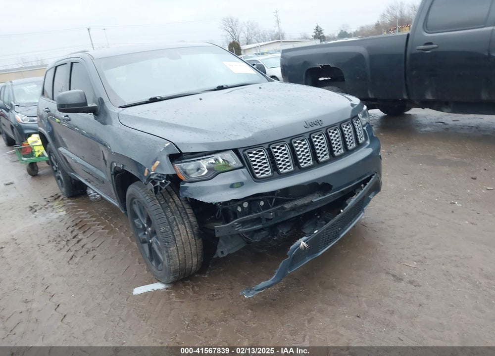 2018 JEEP GRAND CHEROKEE VIN: 1C4RJFAGXJC137045