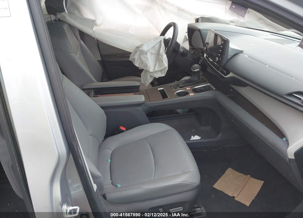 2024 TOYOTA SIENNA VIN: 5TDYRKEC3RS193861
