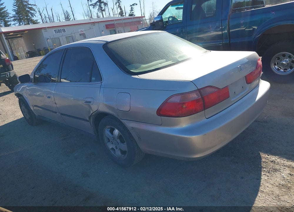 1999 HONDA ACCORD LX VIN: JHMCG5649XC030203